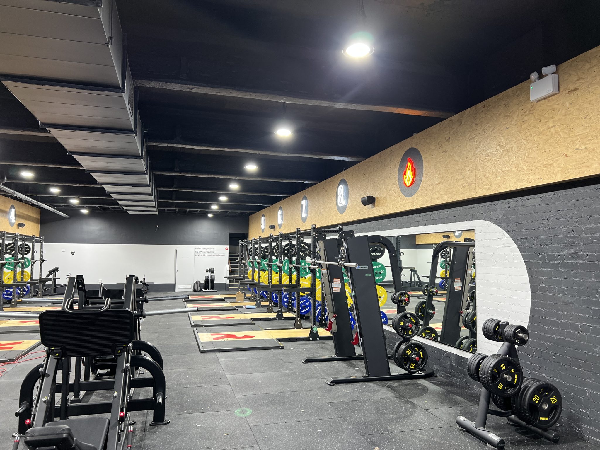 Portfolio-Revo-Fitness-Victoria-Park-HiRes-06